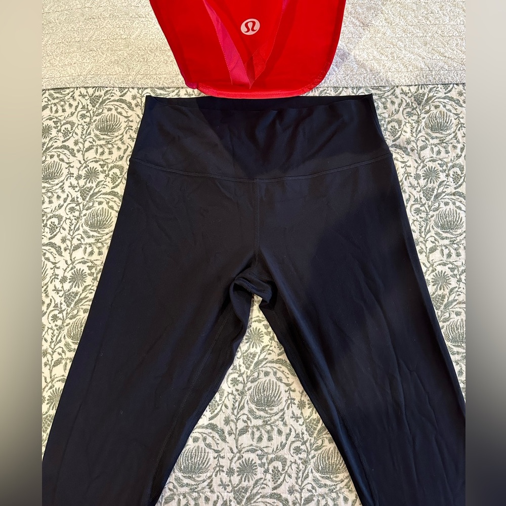 Like New Lululemon Align HR Pant 28” Black Size 12 Leggings